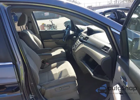 2015 Honda Odyssey Lx z USA, uszkodzony, nr VIN 5FNRL5H28FB078408